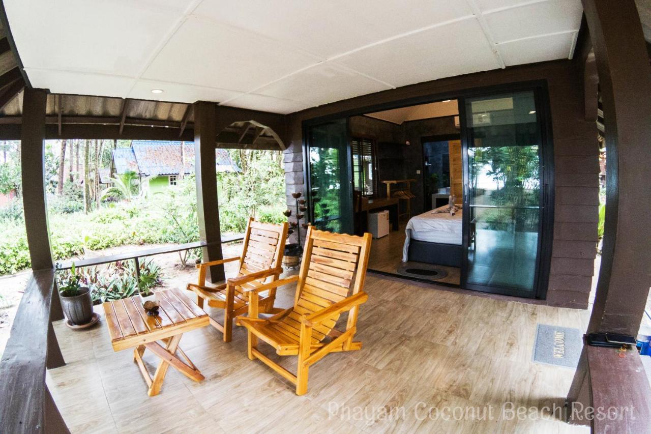 Phayam Coconut Beach Resort Koh Phayam Dış mekan fotoğraf
